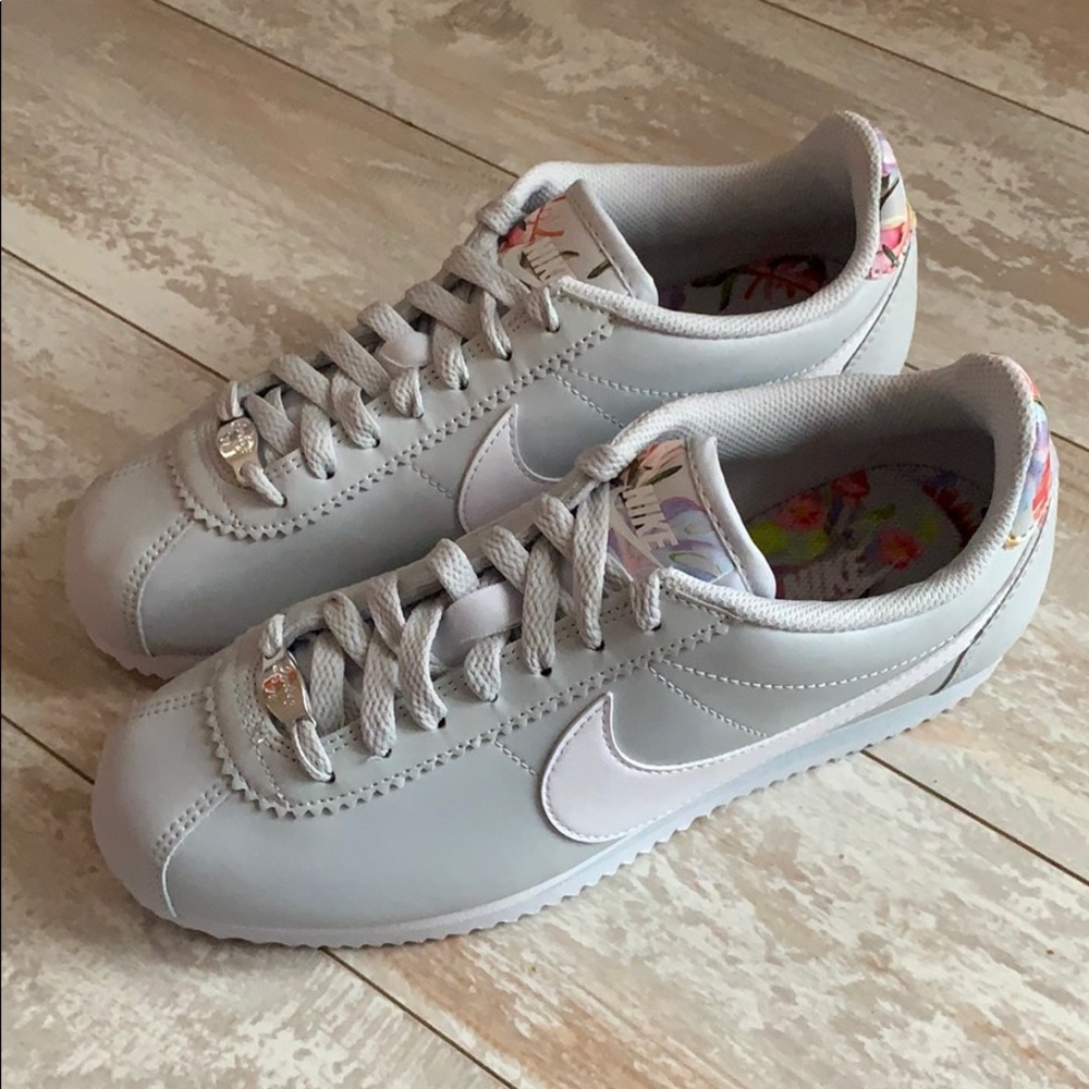 NWT Nike Cortez pure platinum floral - Picture 7 of 10